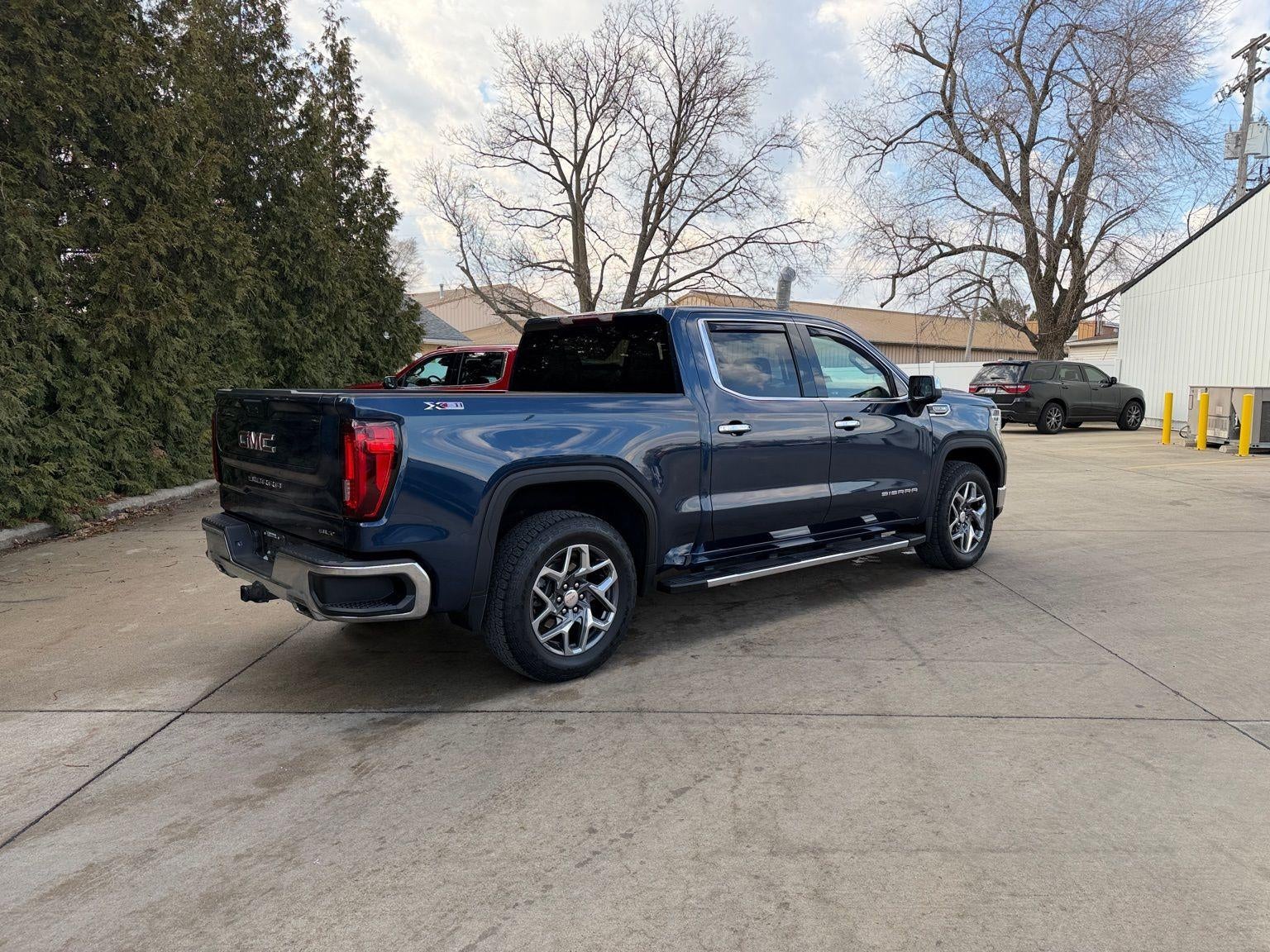 2022 GMC Sierra 1500 SLT