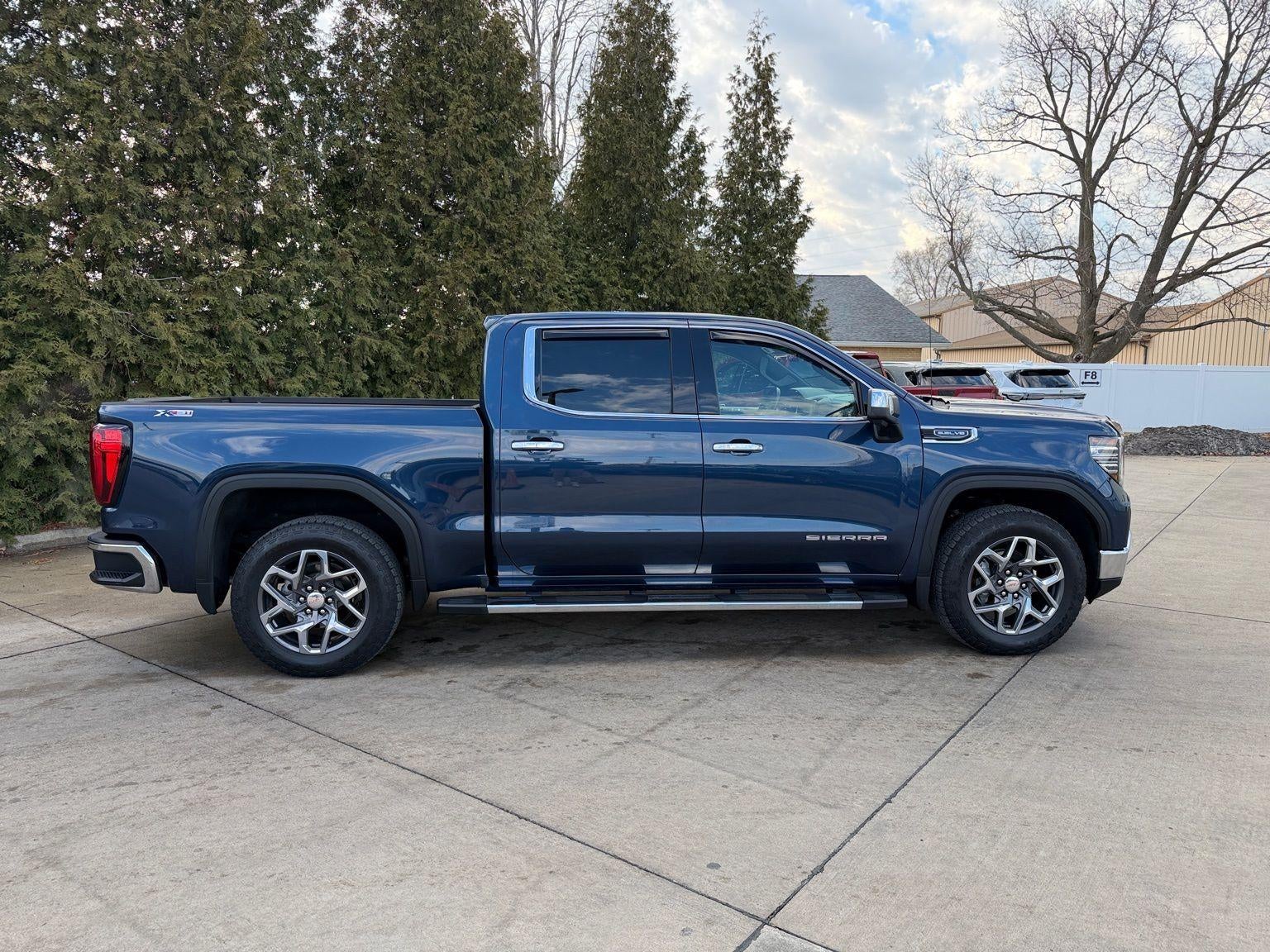 2022 GMC Sierra 1500 SLT