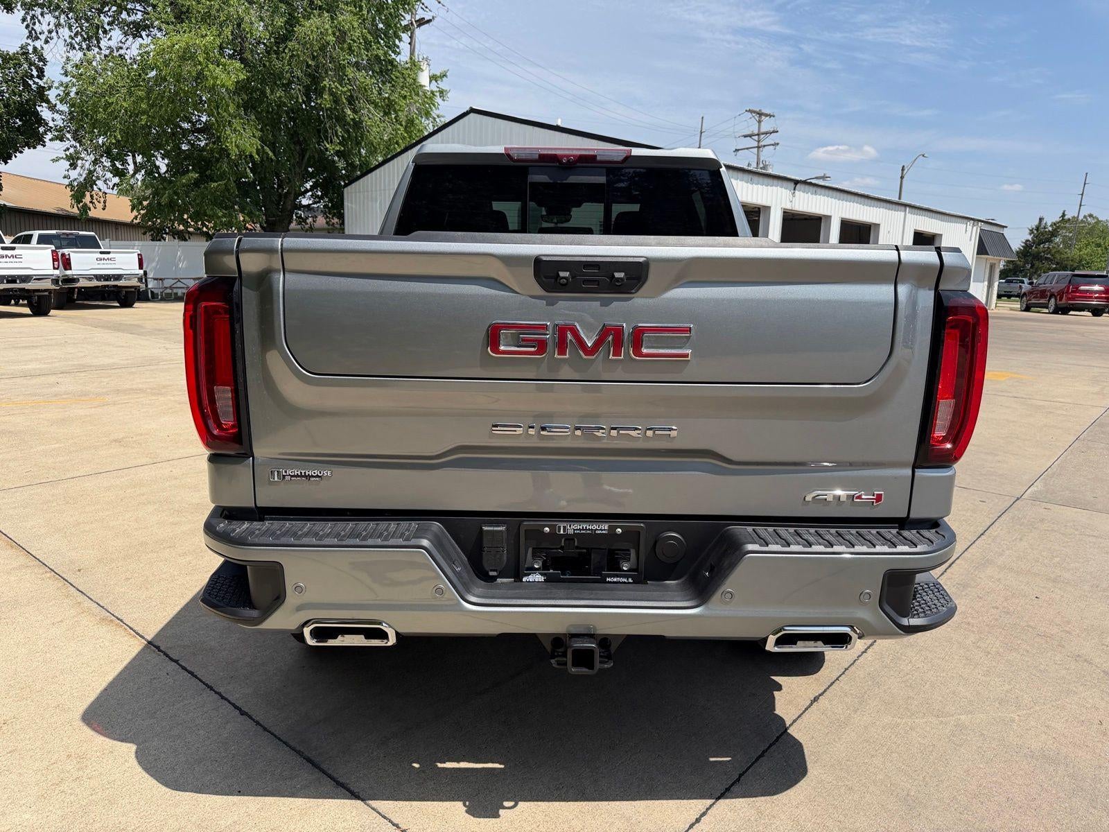2023 GMC Sierra 1500 AT4