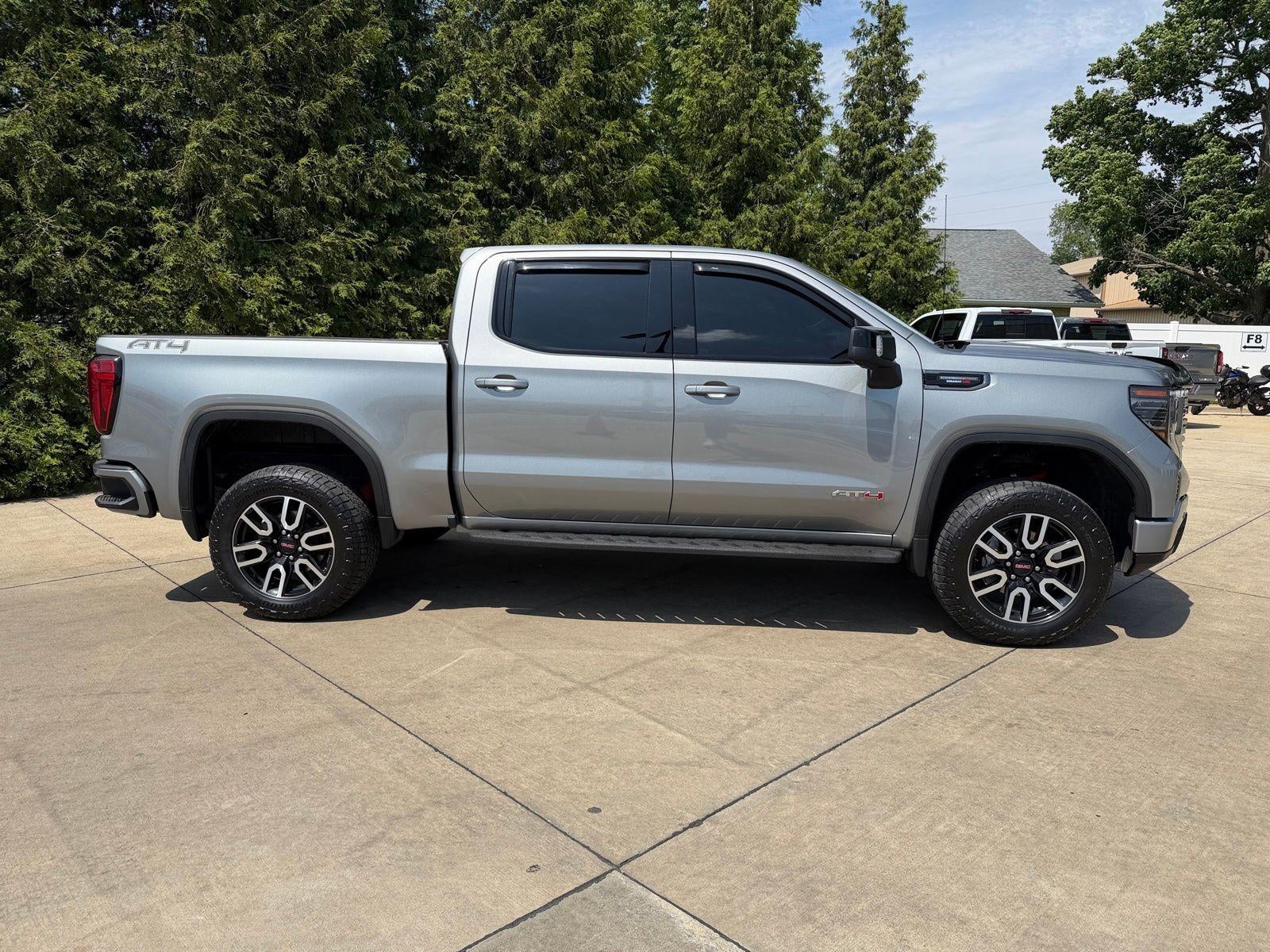 2023 GMC Sierra 1500 AT4