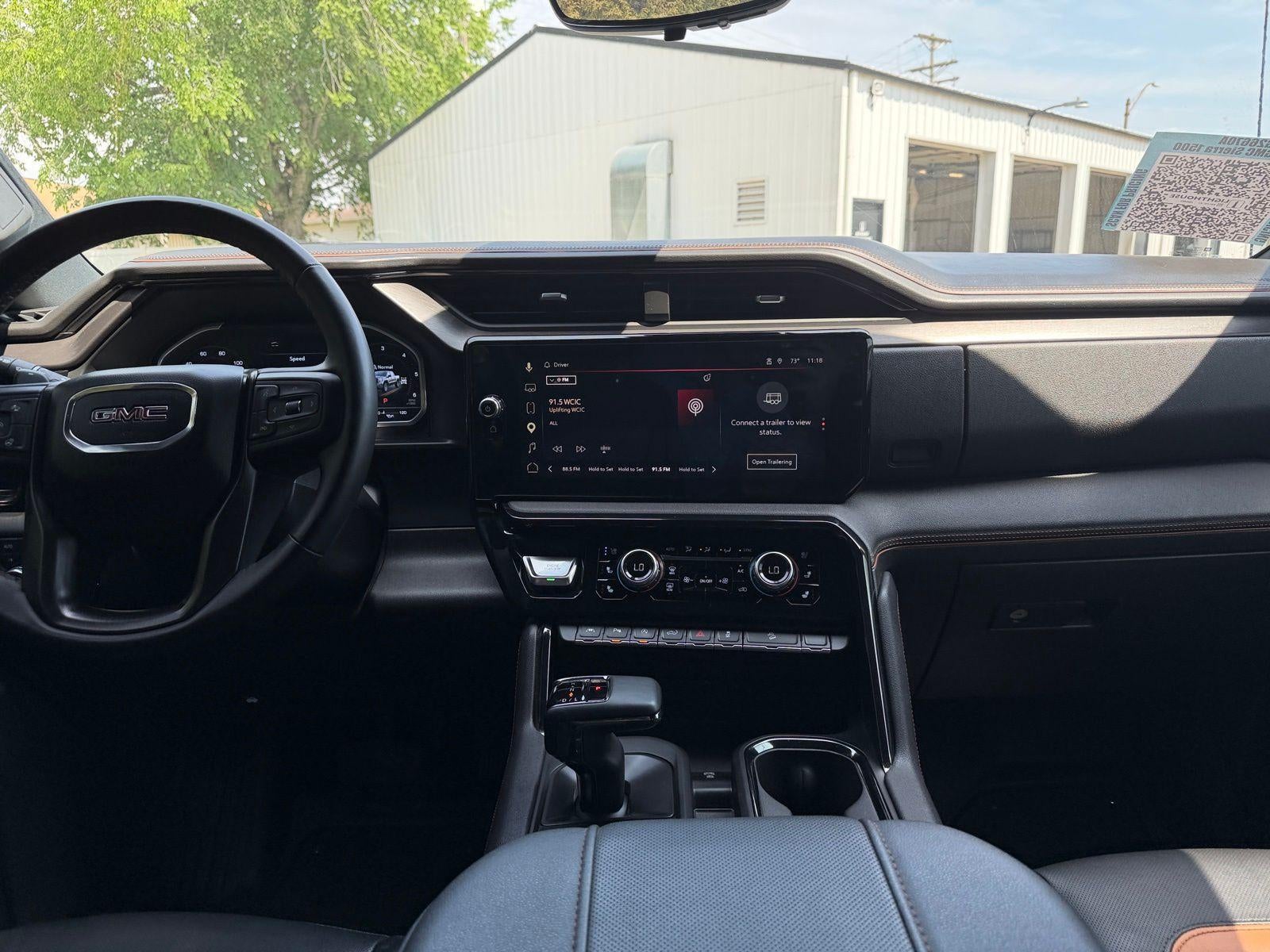 2023 GMC Sierra 1500 AT4