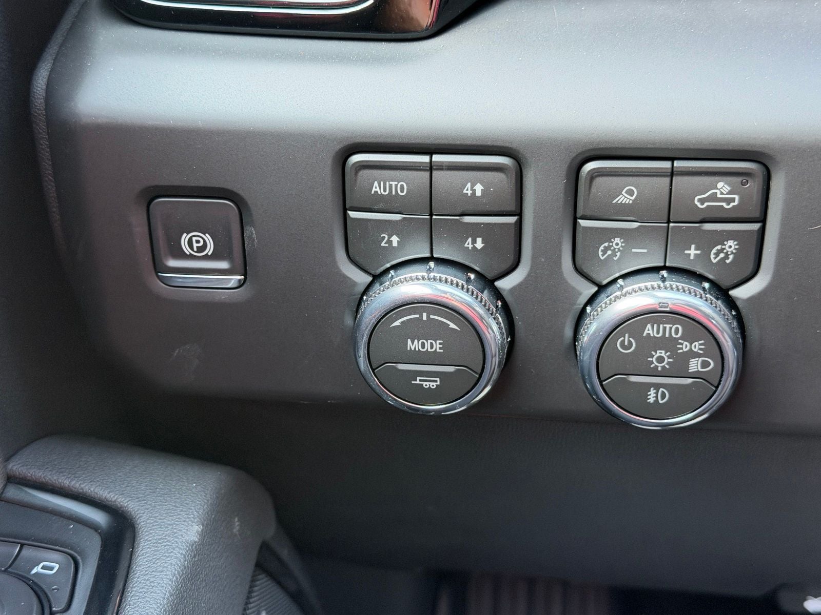 2026 GMC Sierra 1500 AT4 - Photo 12