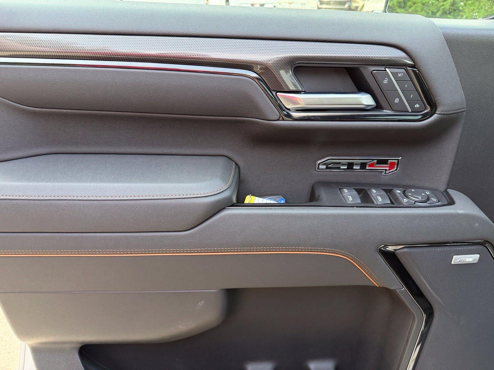 2026 GMC Sierra 1500 AT4 - Photo 9