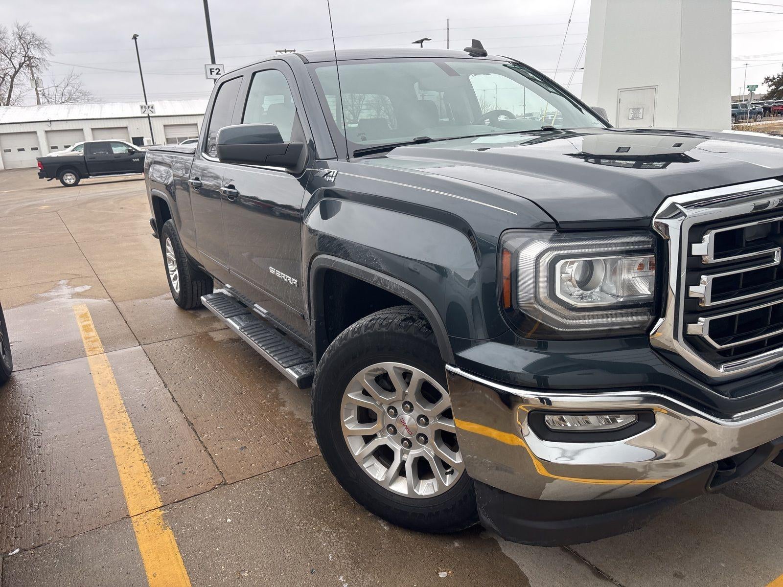 2017 GMC Sierra 1500 SLE