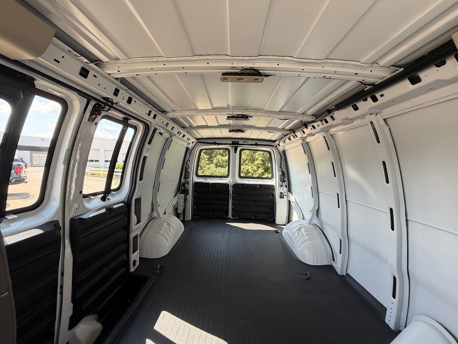 2026 GMC Savana Cargo Base