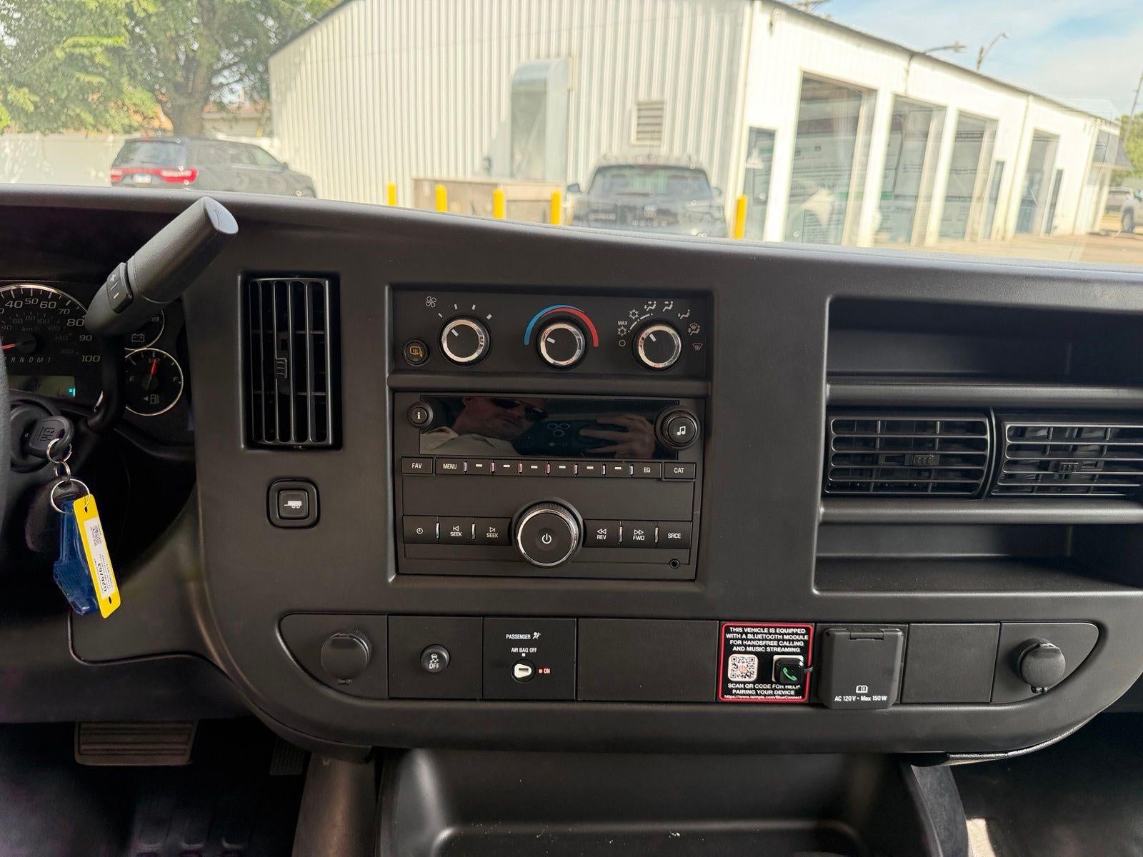 2026 GMC Savana Cargo Base