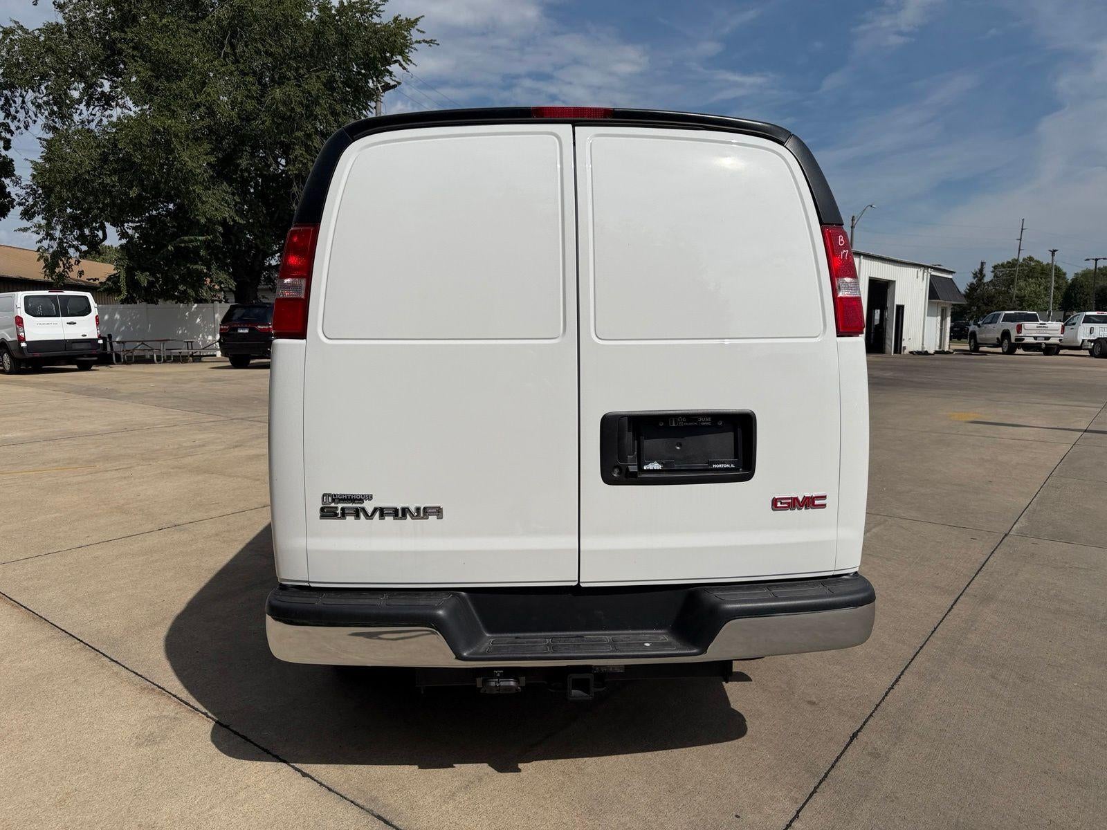 2026 GMC Savana Cargo Base
