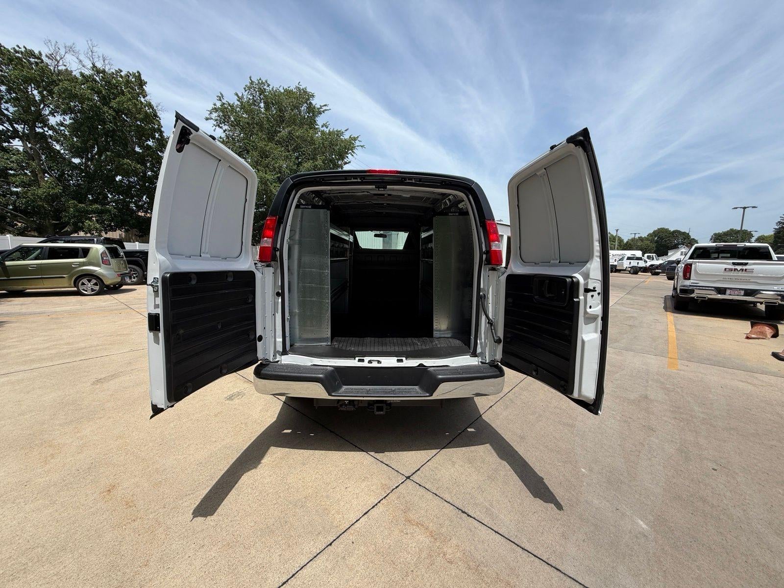 2026 GMC Savana Cargo Base