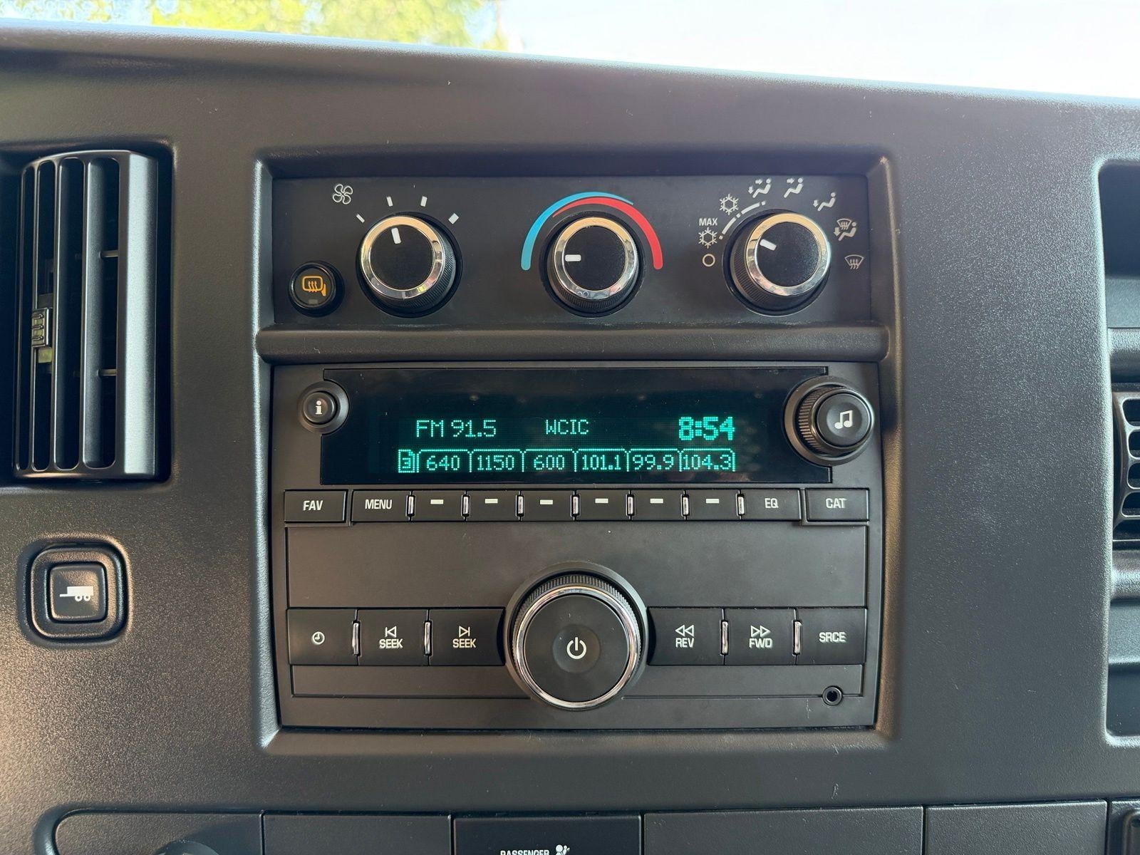 2025 GMC Savana Cargo Work Van