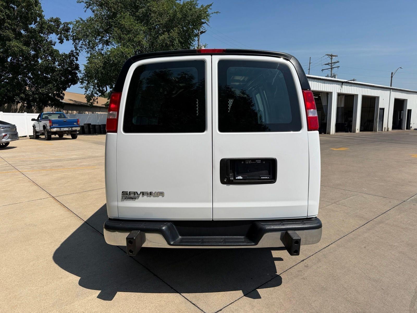 2025 GMC Savana Cargo Work Van