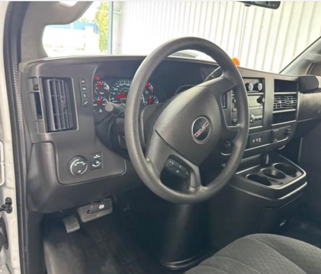 2025 GMC Savana Cargo Work Van