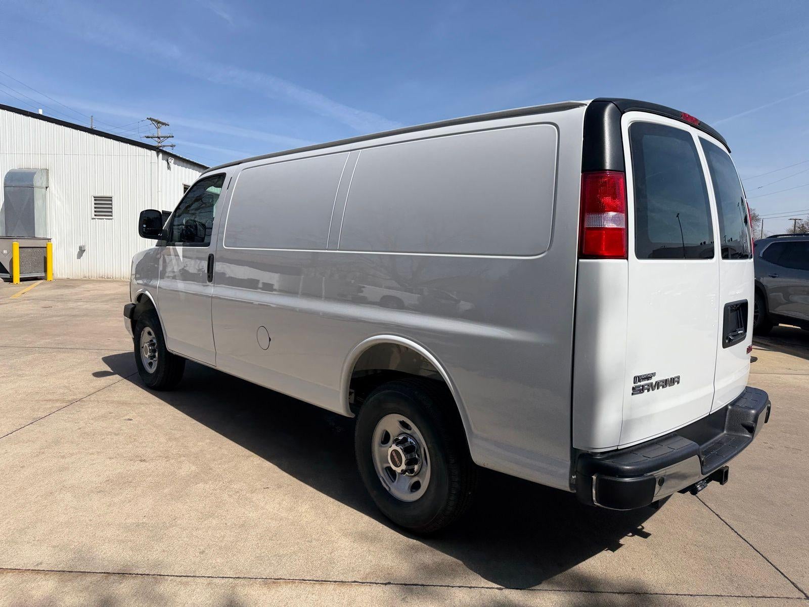 2026 GMC Savana Cargo Base