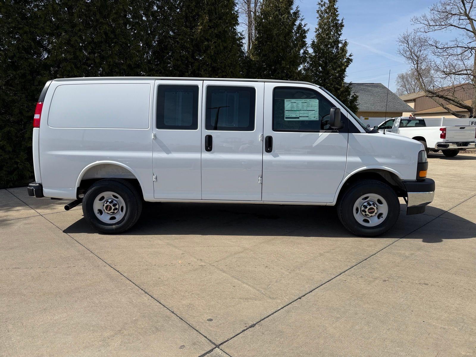 2026 GMC Savana Cargo Base