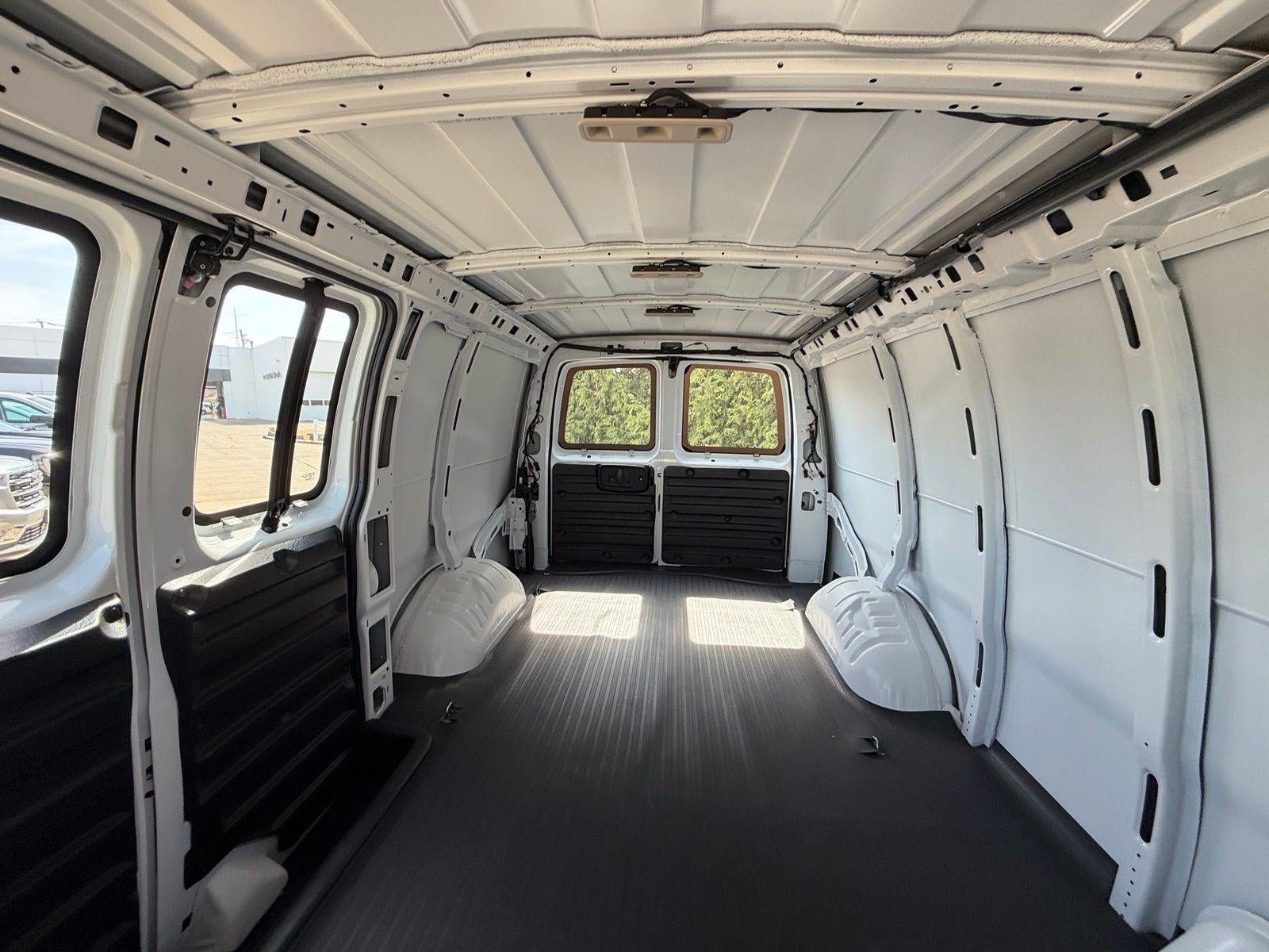 2026 GMC Savana Cargo Base