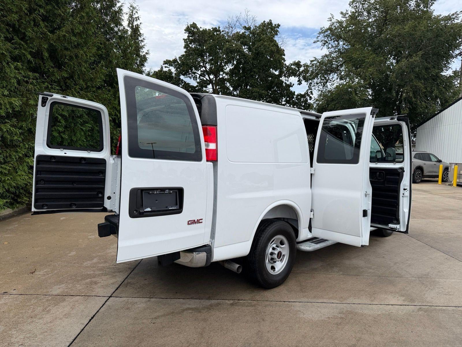2025 GMC Savana Cargo Work Van