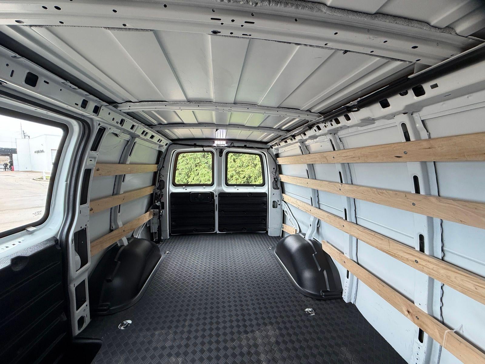 2025 GMC Savana Cargo Work Van
