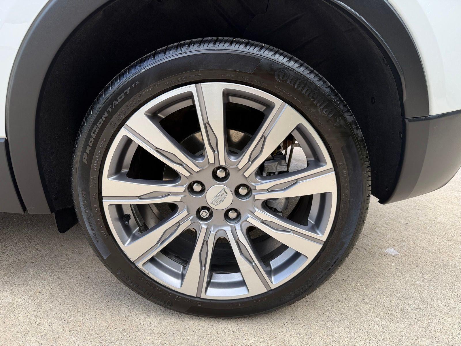 2023 Cadillac XT4 Premium Luxury