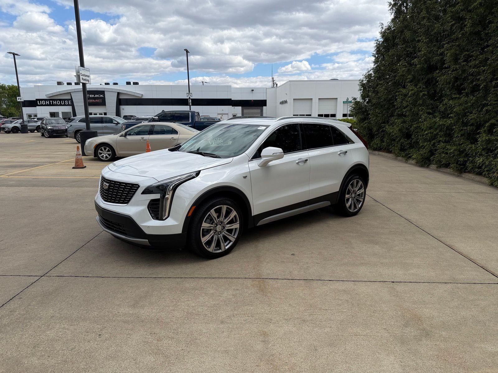 2023 Cadillac XT4 Premium Luxury
