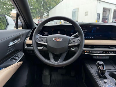 2024 Cadillac XT4 Premium Luxury