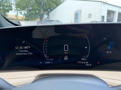 2024 Cadillac XT4 Premium Luxury