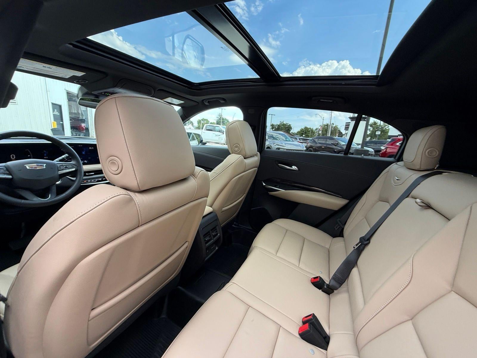 2024 Cadillac XT4 Premium Luxury