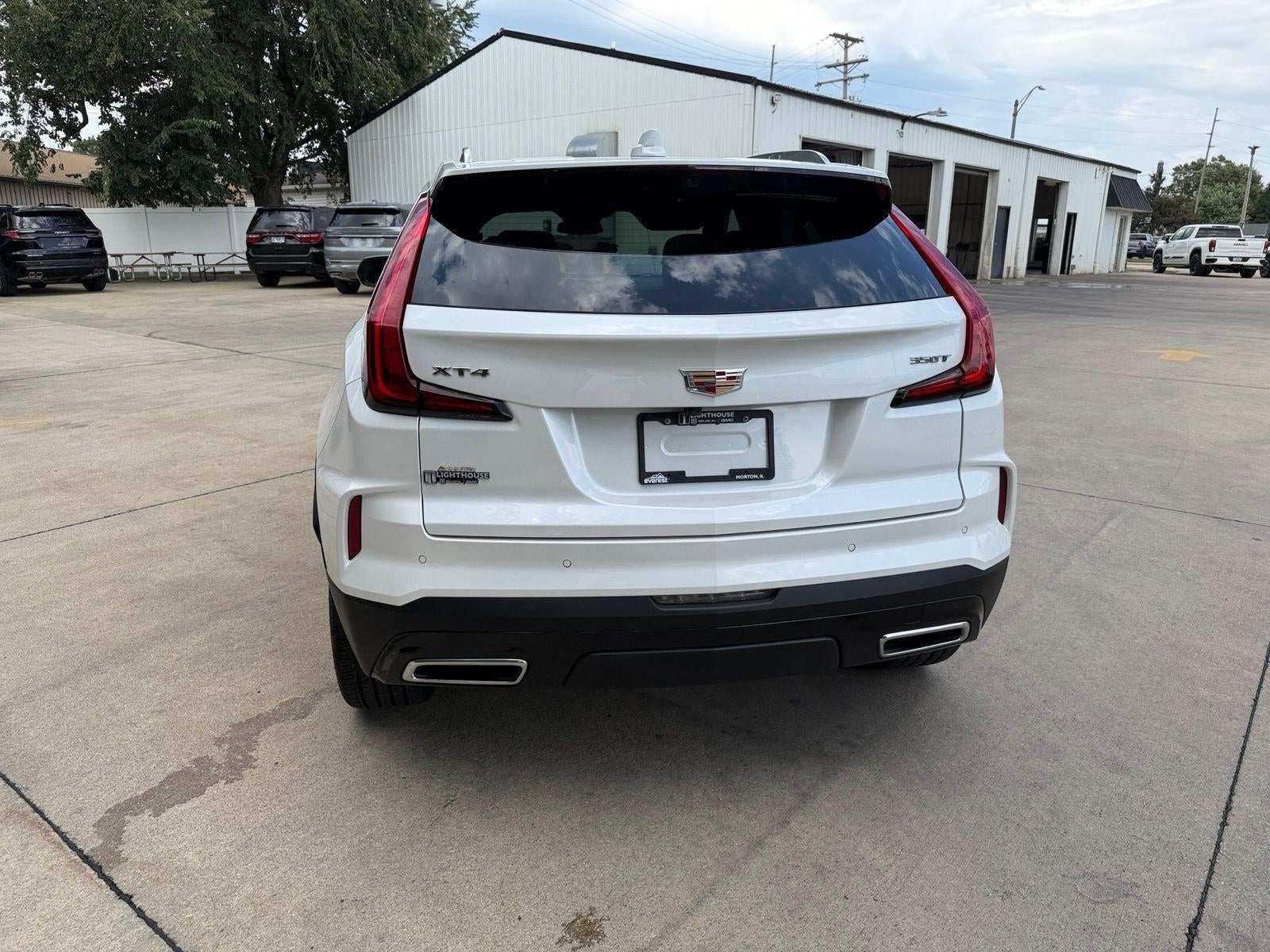 2024 Cadillac XT4 Premium Luxury