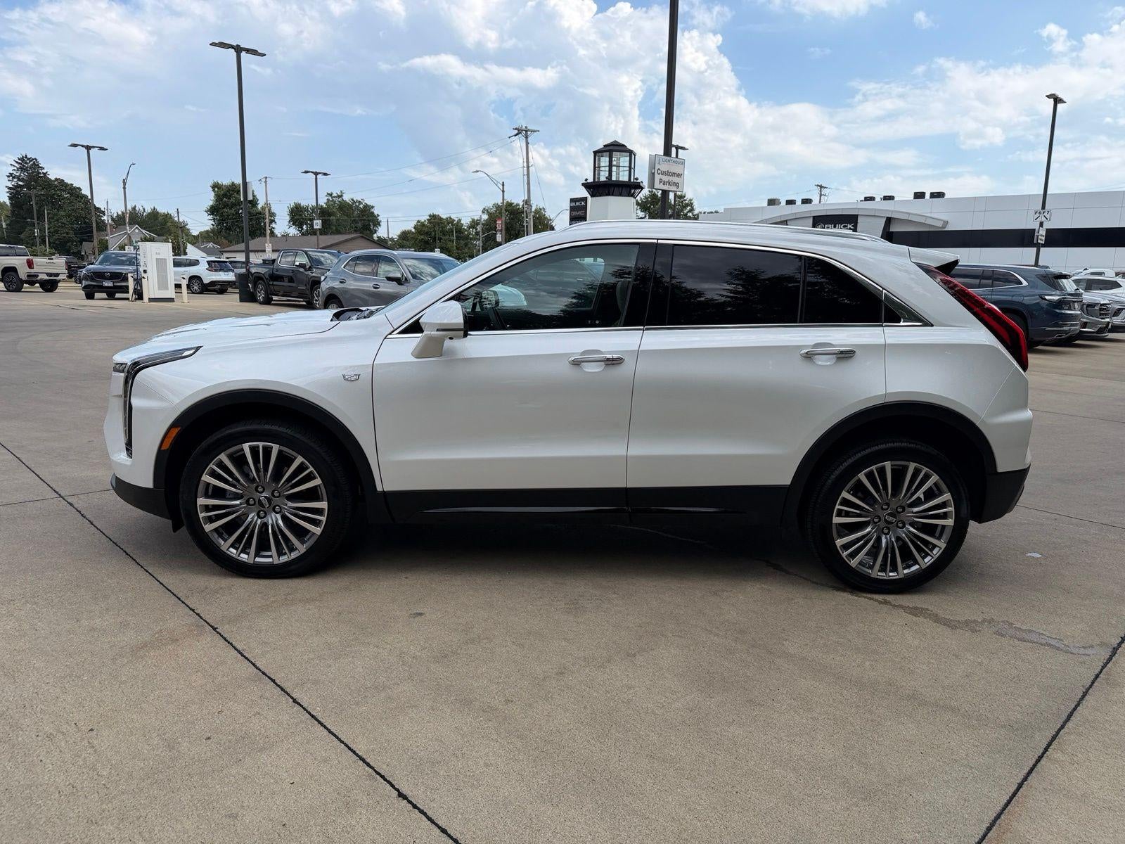 2024 Cadillac XT4 Premium Luxury