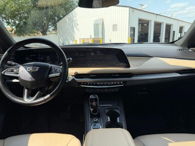 2024 Cadillac XT4 Premium Luxury