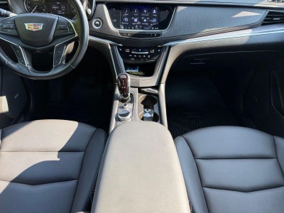 2023 Cadillac XT5 Luxury