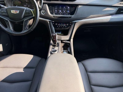 2023 Cadillac XT5 Luxury