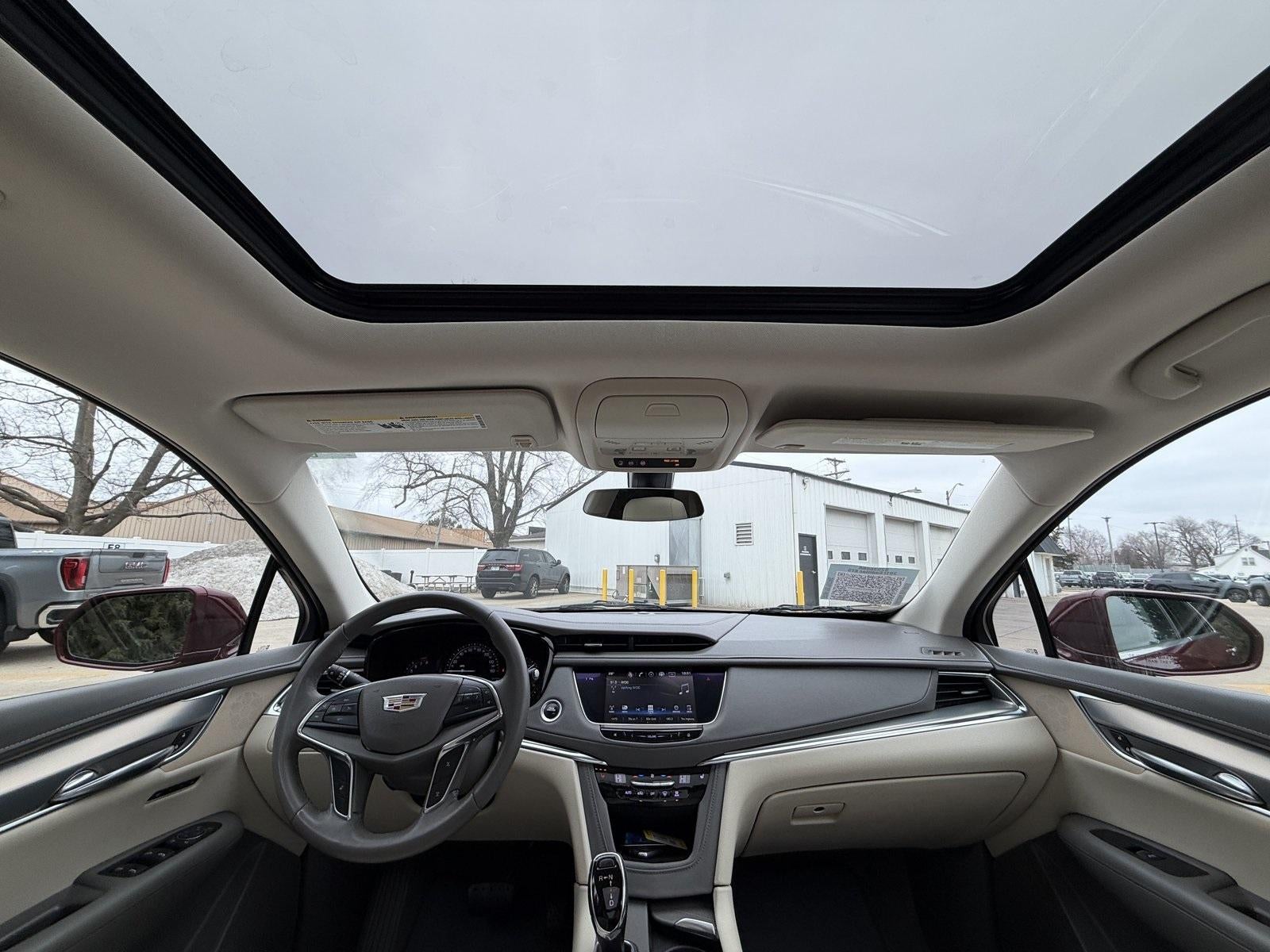 2017 Cadillac XT5 Luxury