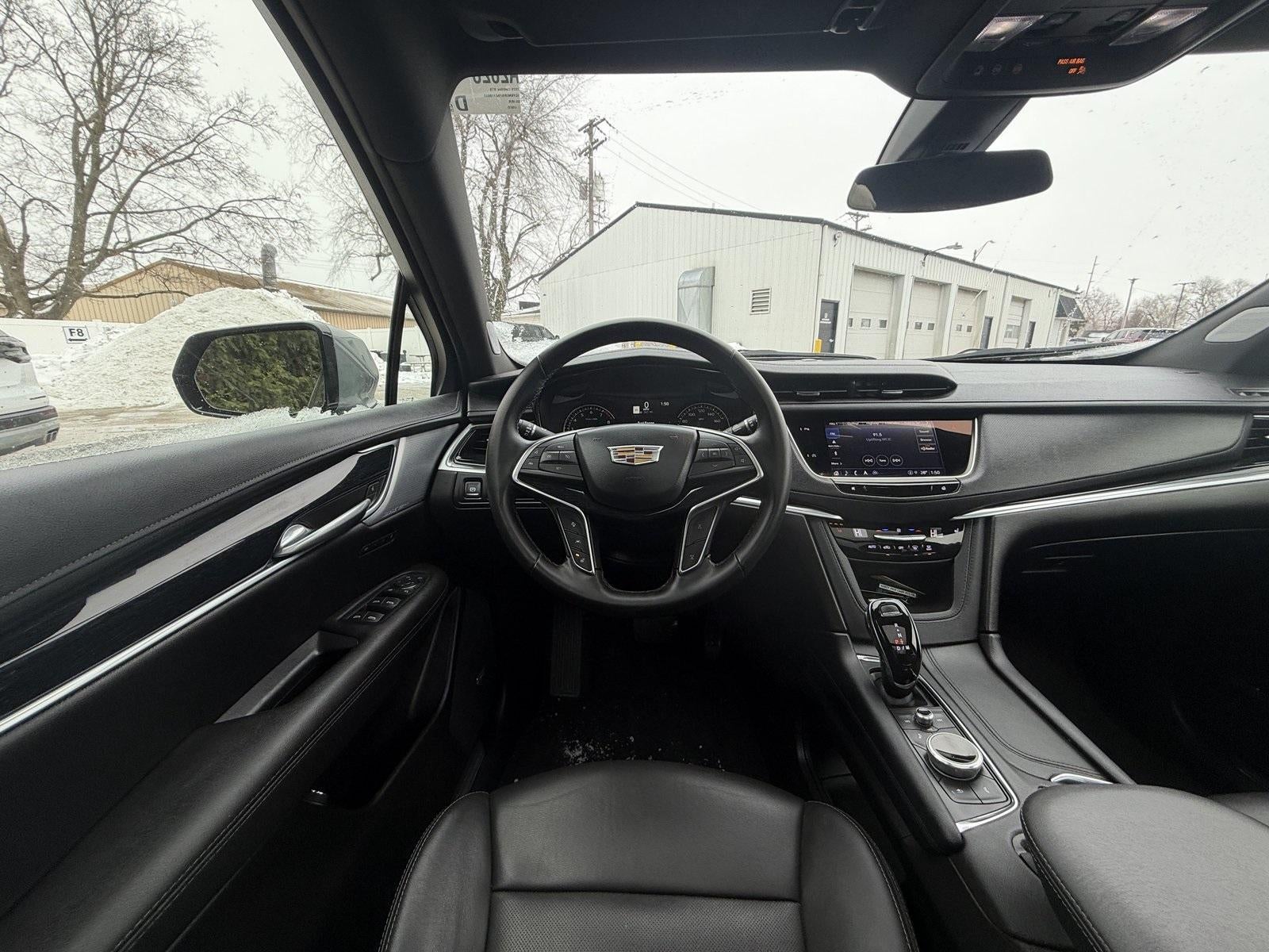 2025 Cadillac XT5 Premium Luxury