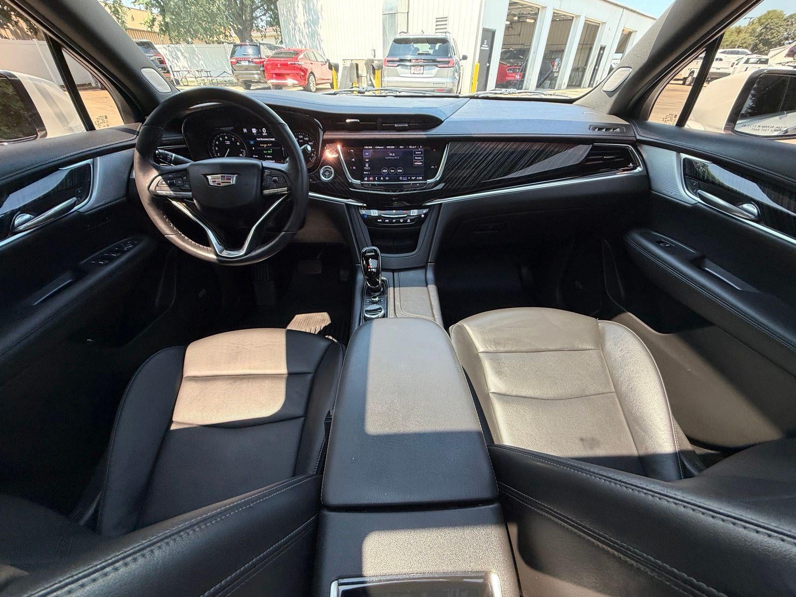 2023 Cadillac XT6 Premium Luxury