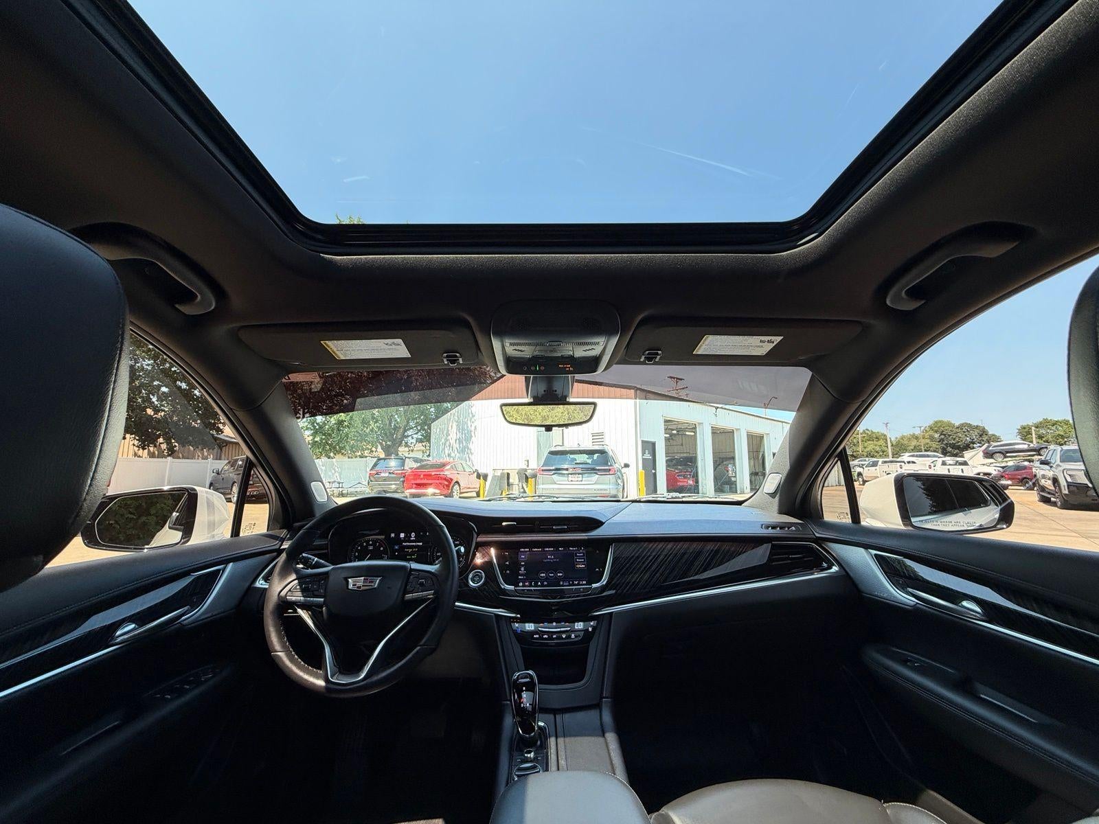 2023 Cadillac XT6 Premium Luxury