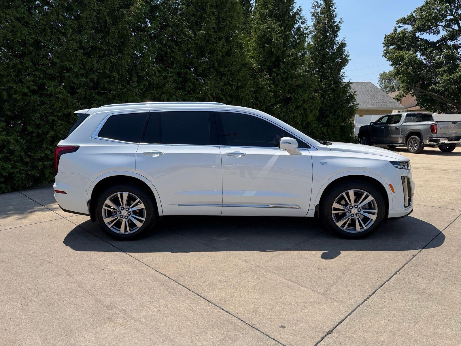 2023 Cadillac XT6 Premium Luxury