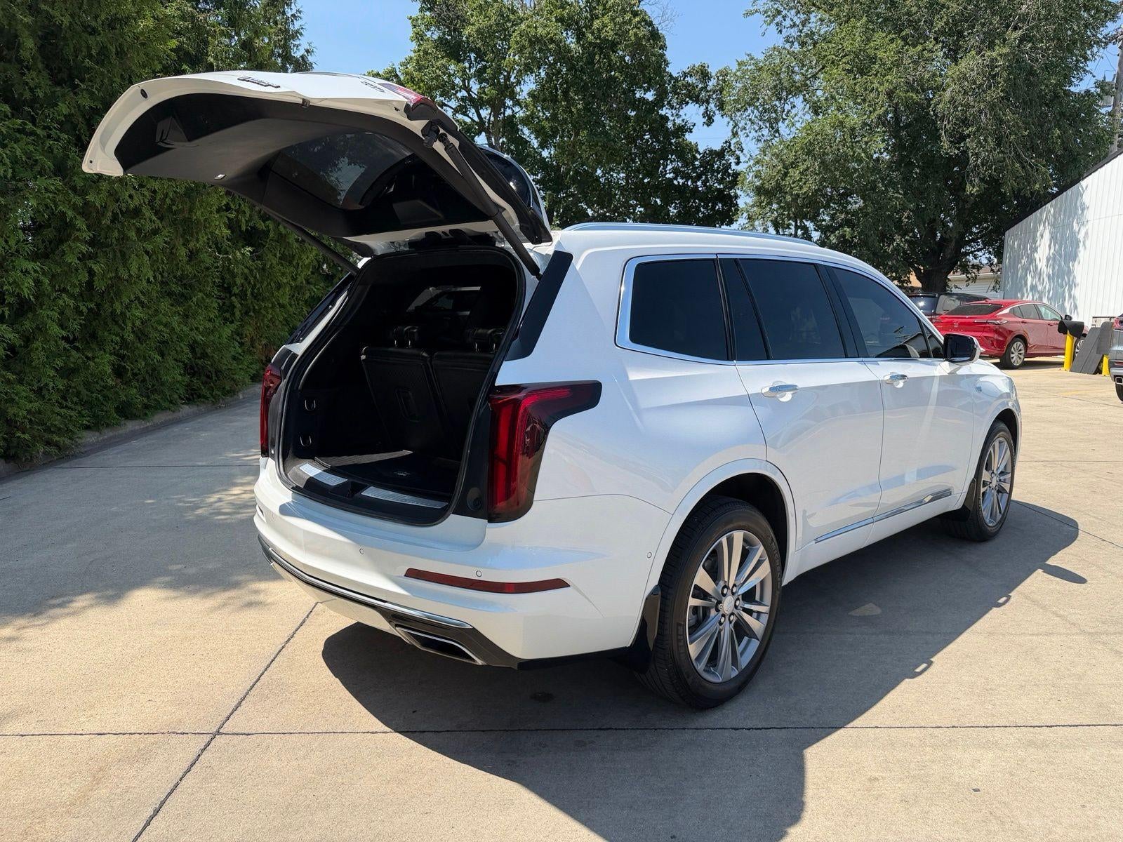 2023 Cadillac XT6 Premium Luxury
