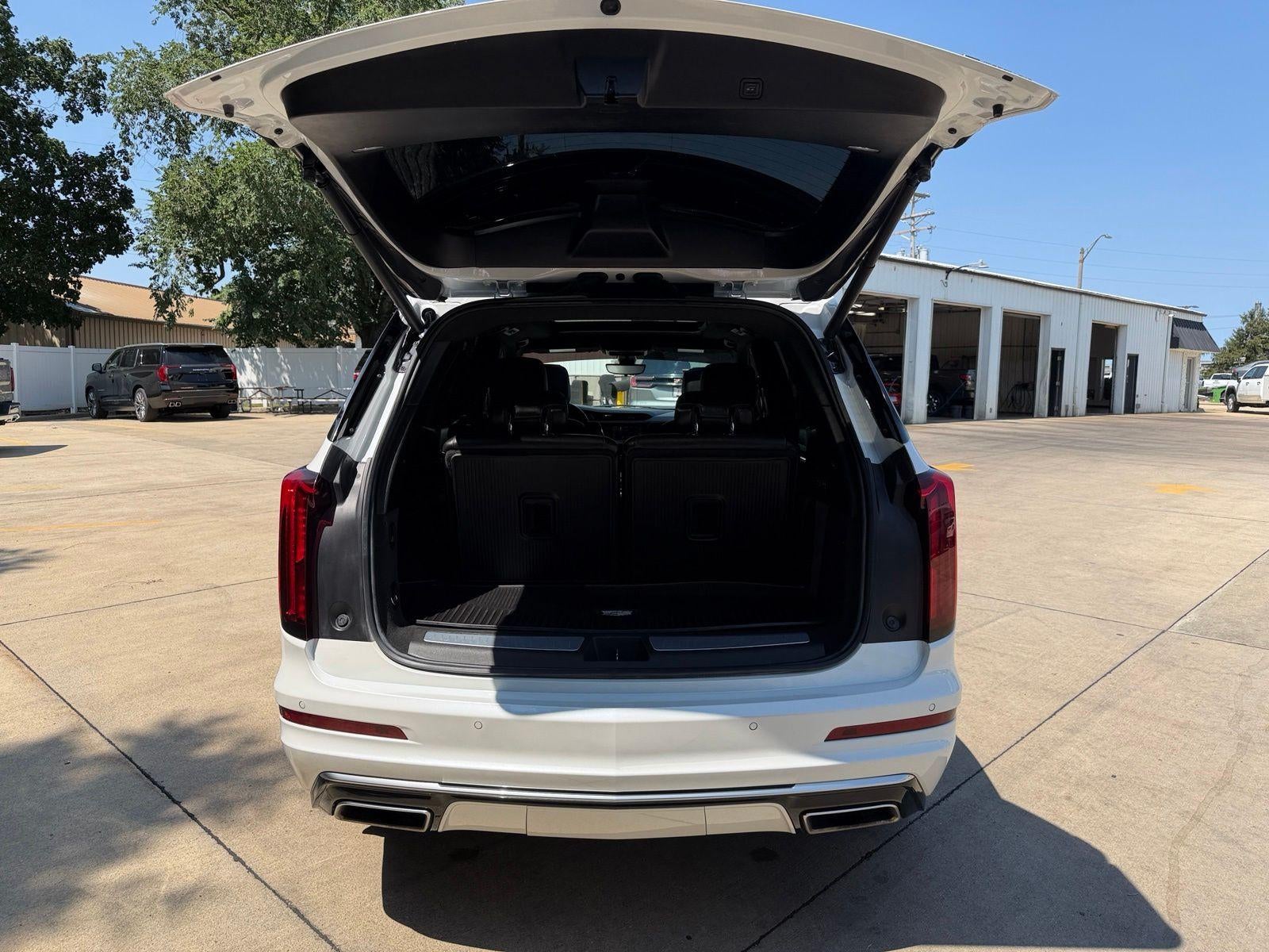 2023 Cadillac XT6 Premium Luxury