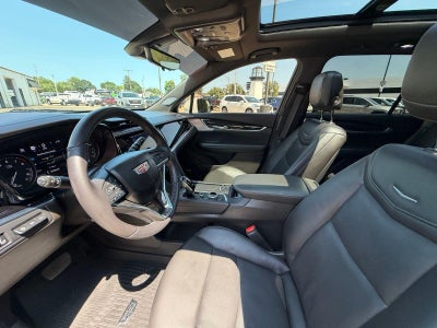 2023 Cadillac XT6 Premium Luxury