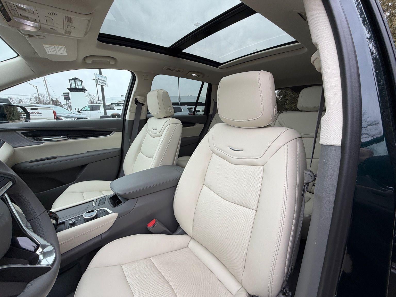 2025 Cadillac XT6 Premium Luxury