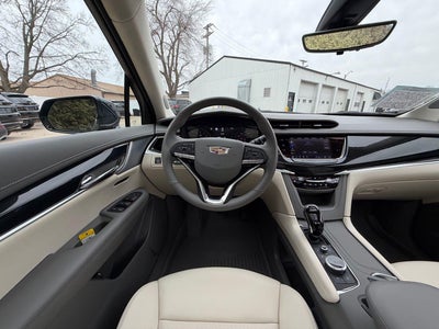 2025 Cadillac XT6 Premium Luxury