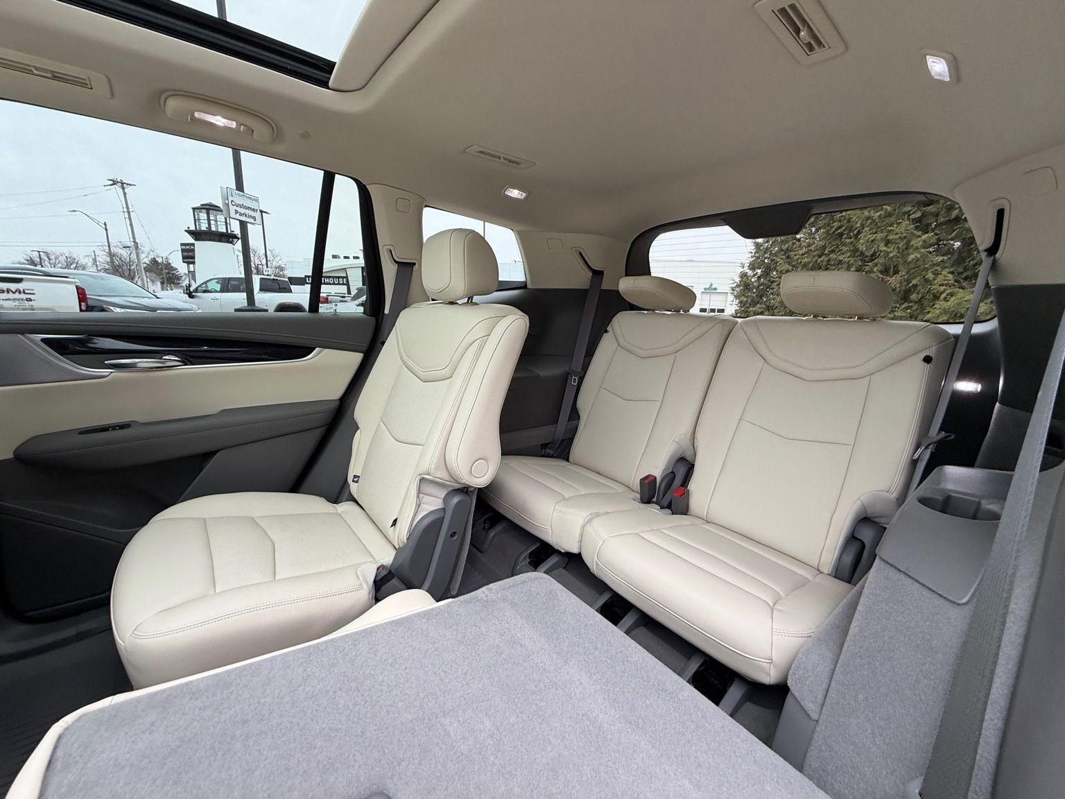 2025 Cadillac XT6 Premium Luxury