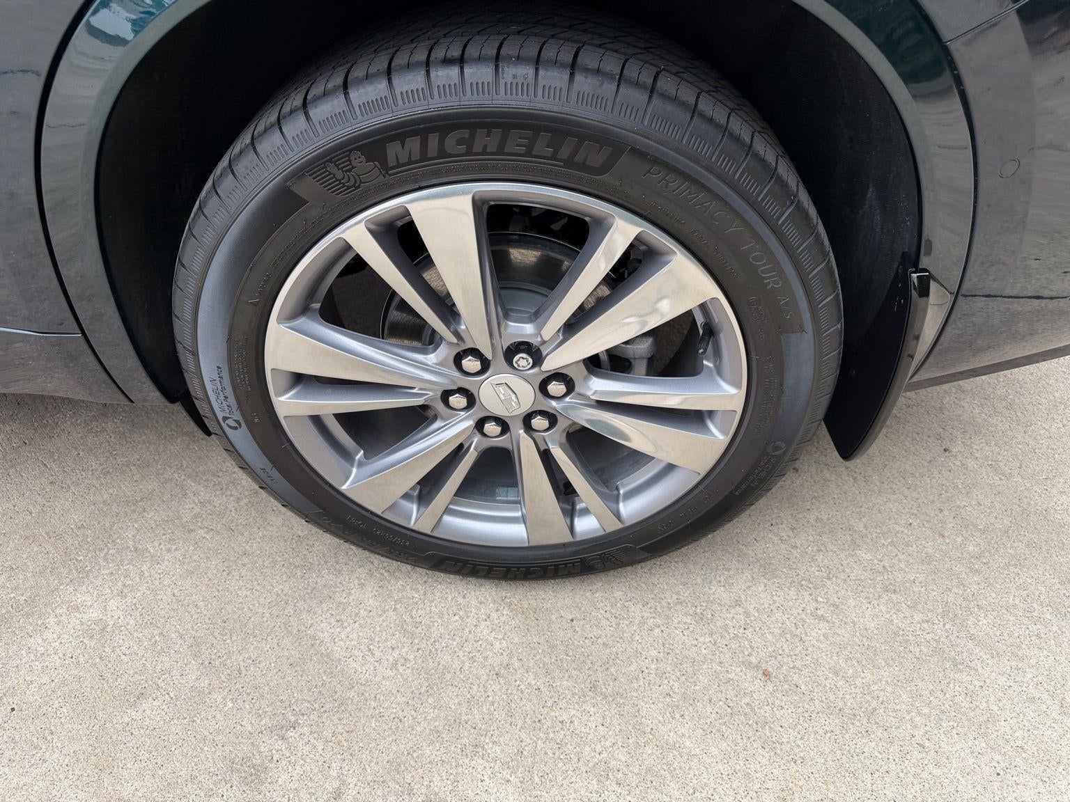 2025 Cadillac XT6 Premium Luxury