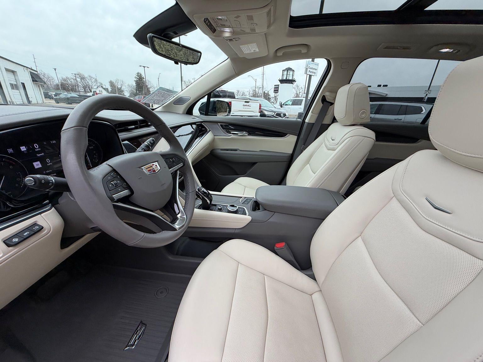 2025 Cadillac XT6 Premium Luxury