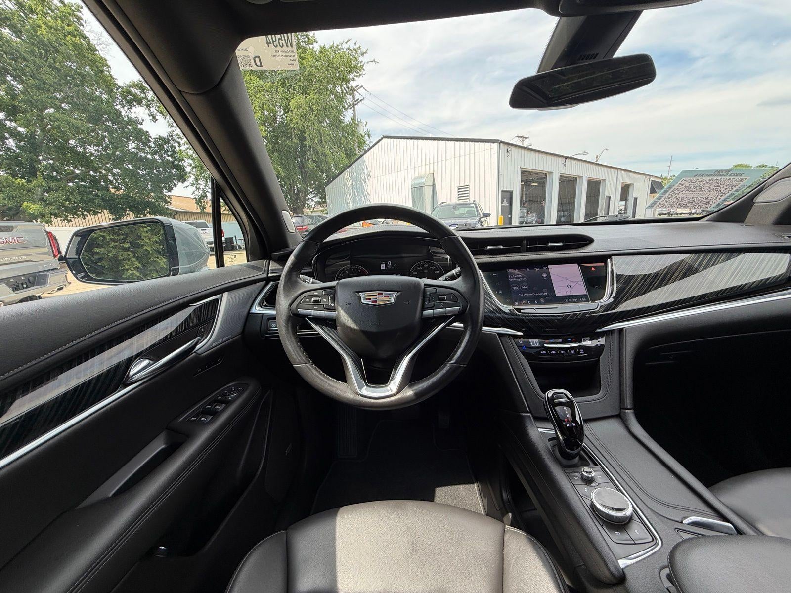 2023 Cadillac XT6 Premium Luxury