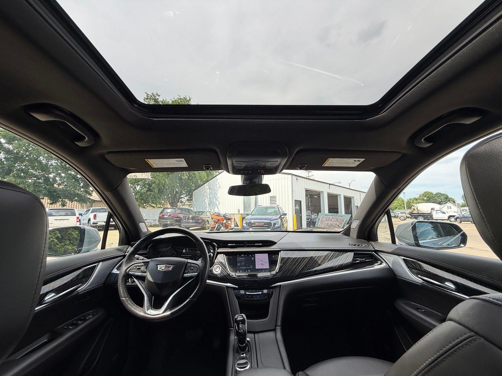 2023 Cadillac XT6 Premium Luxury