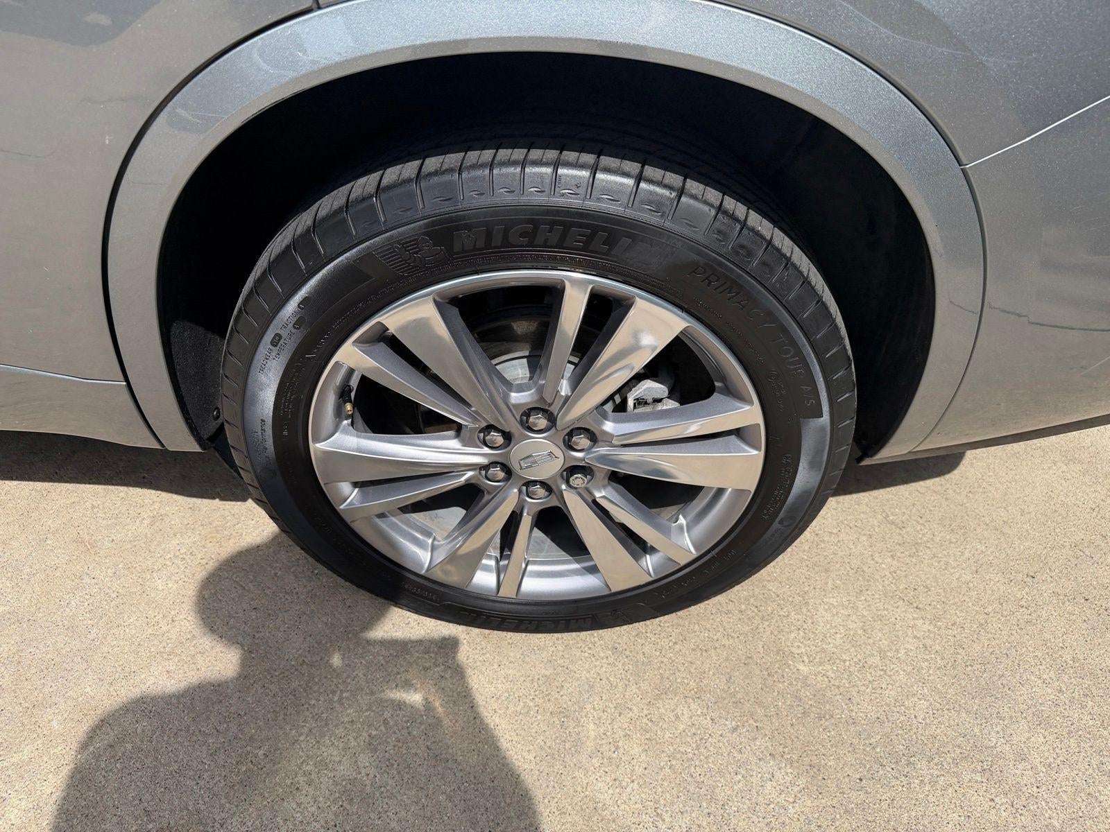 2023 Cadillac XT6 Premium Luxury