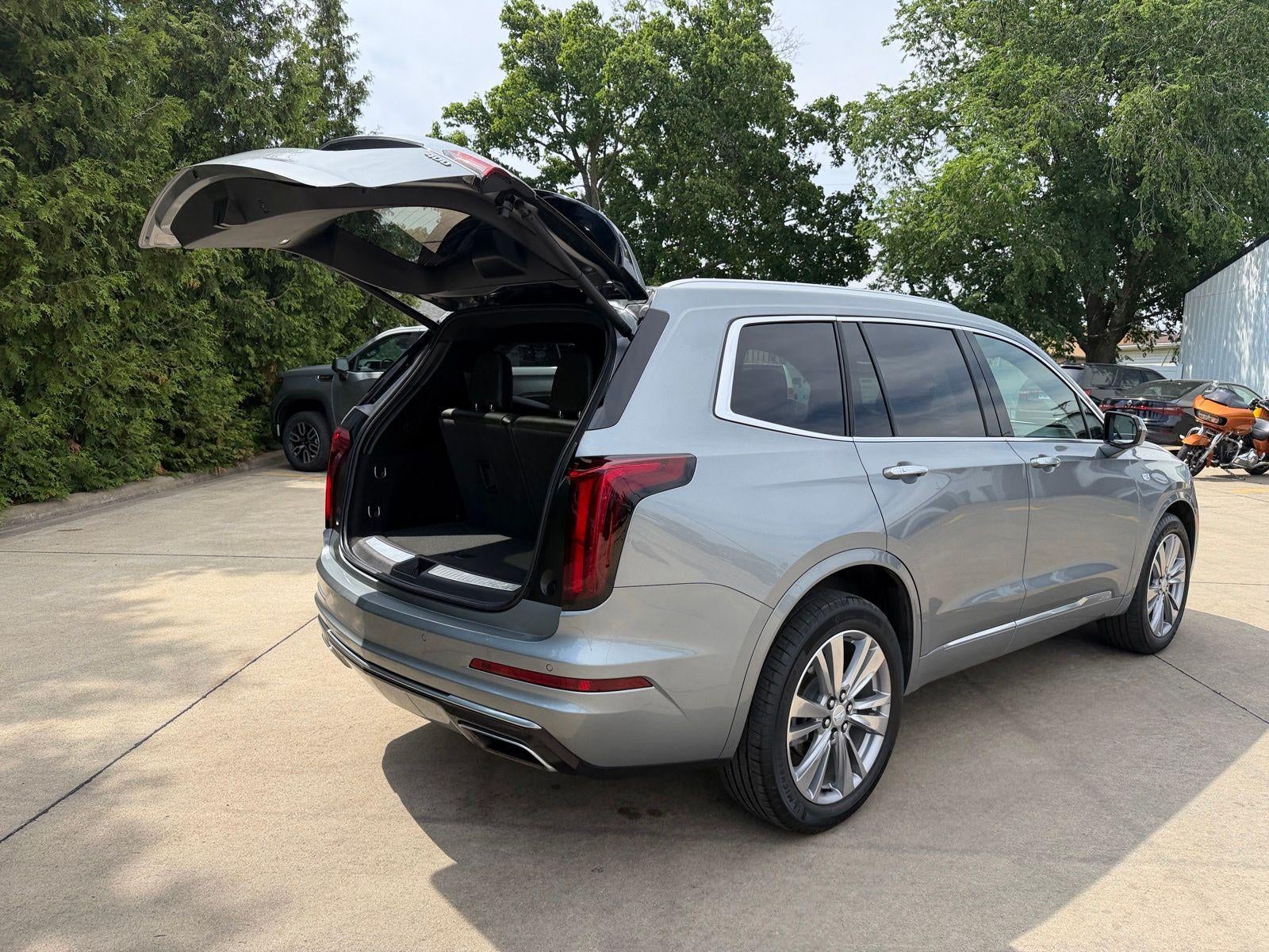 2023 Cadillac XT6 Premium Luxury