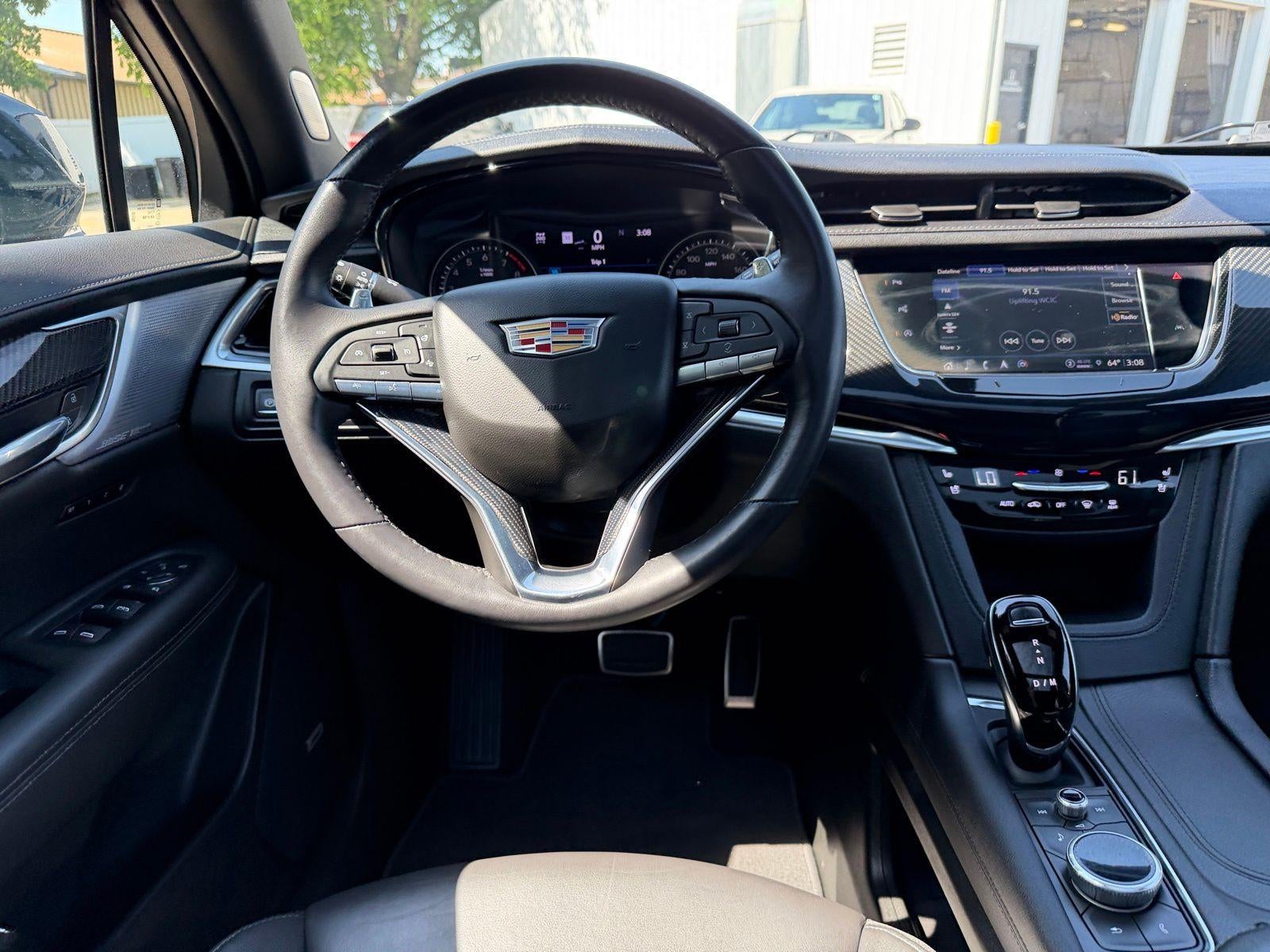 2024 Cadillac XT6 Sport