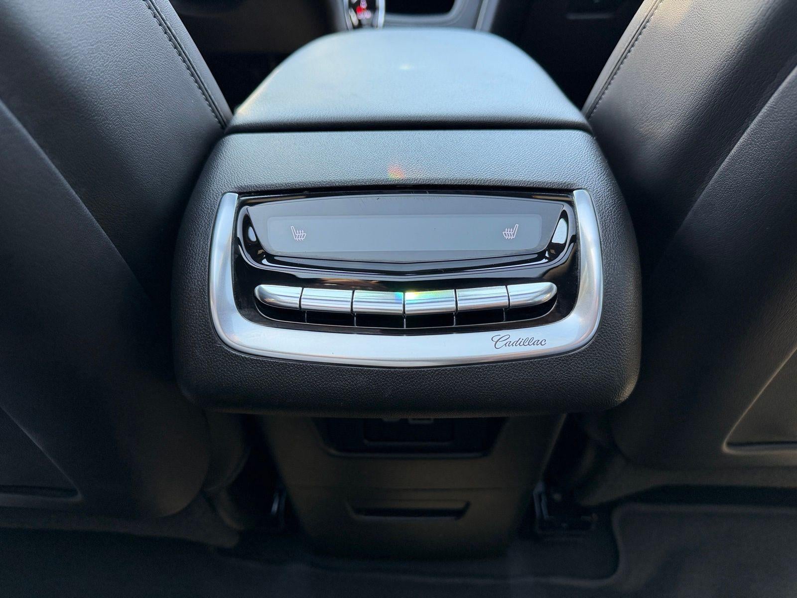 2024 Cadillac XT6 Sport