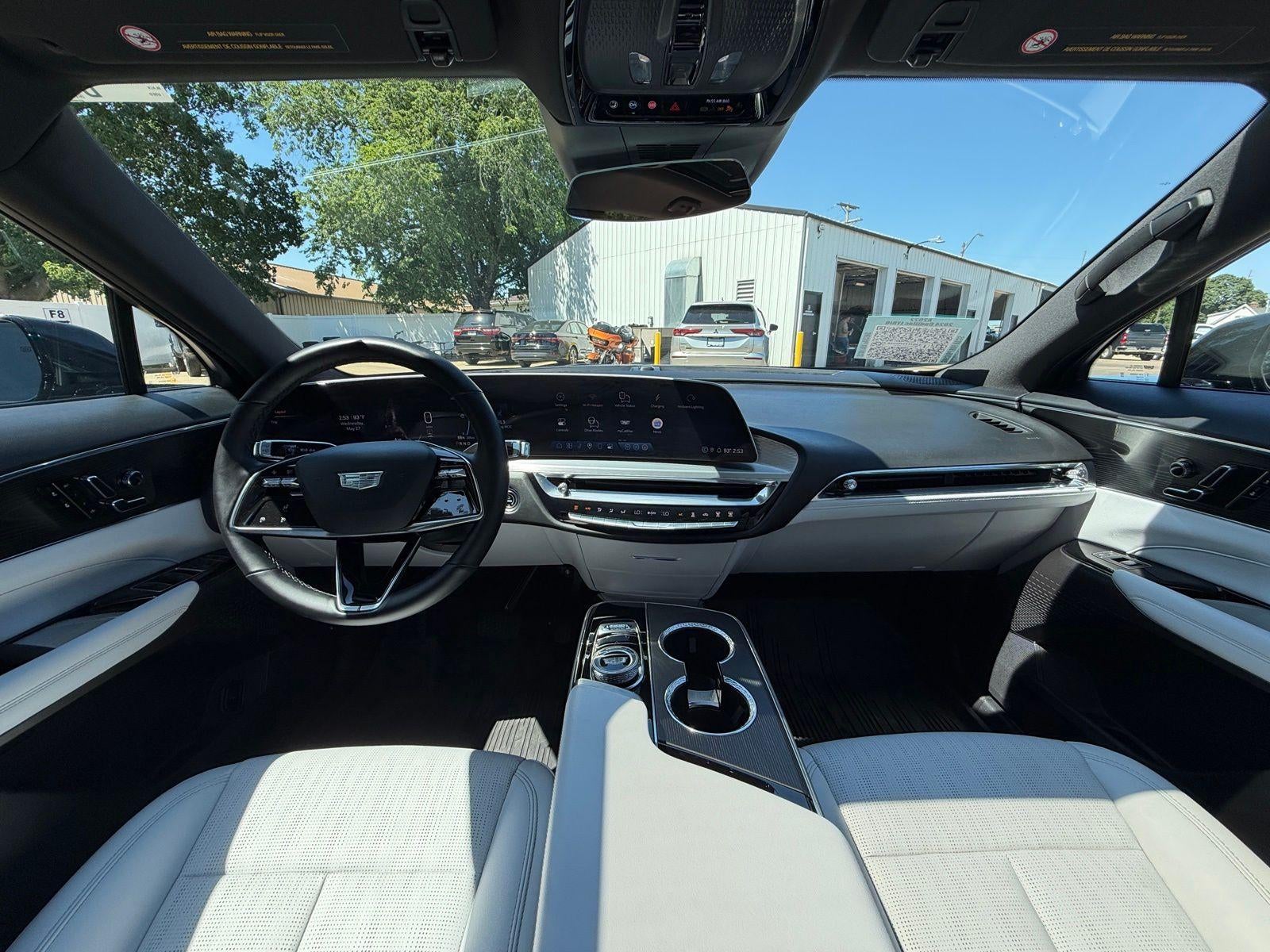 2024 Cadillac LYRIQ Sport